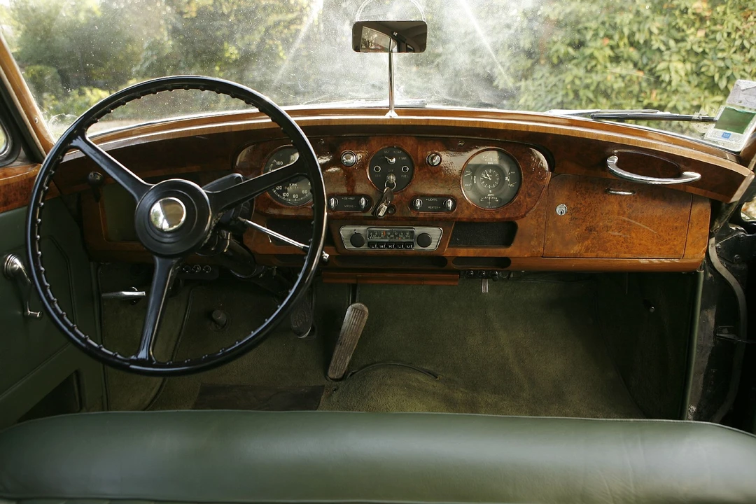 1956 Rolls-Royce Silver Cloud I - Image 9 of 11