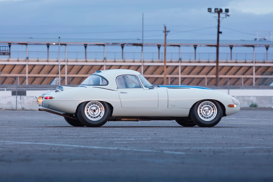 1963 Jaguar E-Type Lightweight - Image 4 of 31