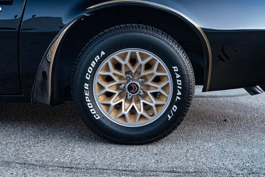 1977 Pontiac Firebird Trans Am 2nd Gen - Image 22 of 31