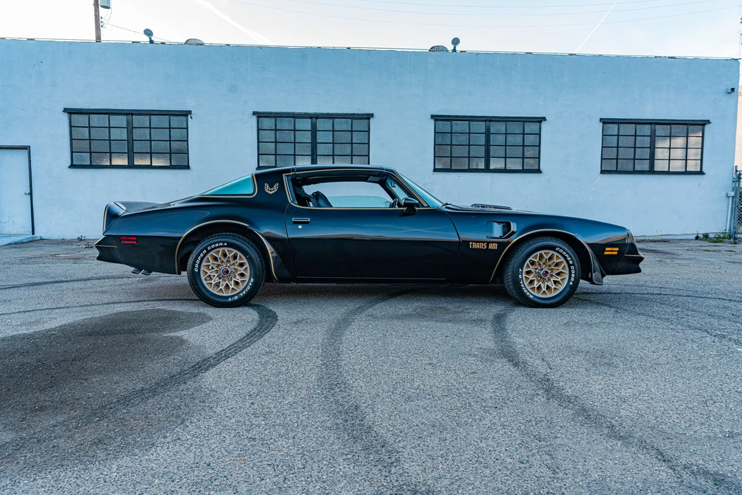 1977 Pontiac Firebird Trans Am 2nd Gen - Image 9 of 31