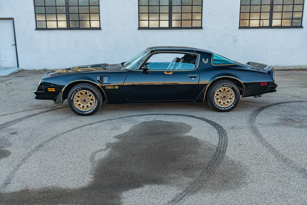 1977 Pontiac Firebird Trans Am 2nd Gen - Image 2 of 31