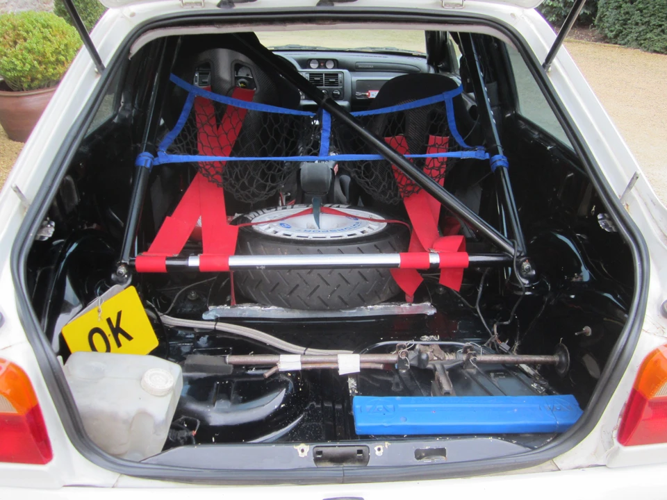 1994 Ford Escort RS Cosworth - Image 10 of 23