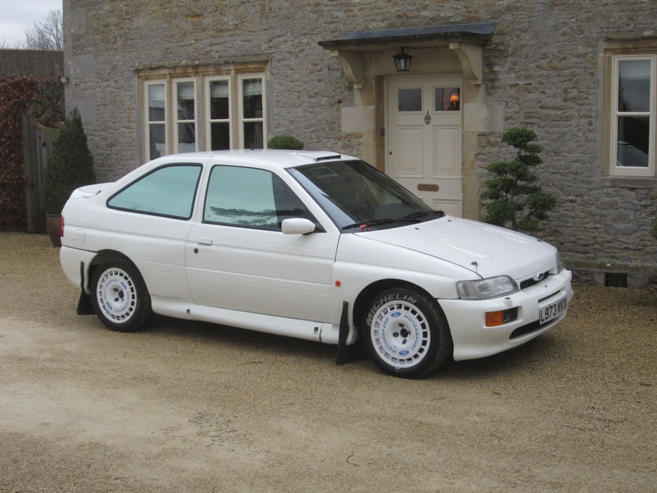 1994 Ford Escort RS Cosworth - Image 16 of 23