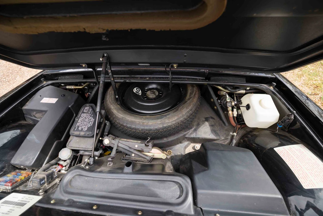 1995 Lotus Esprit Series 4 - Image 30 of 31