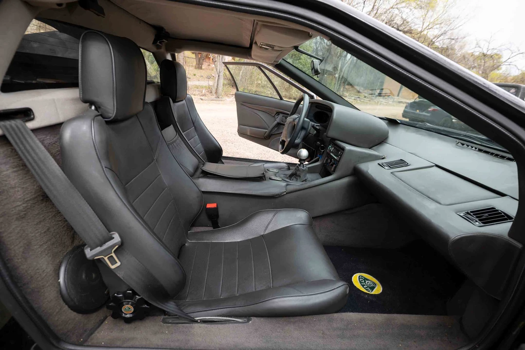 1995 Lotus Esprit Series 4 - Image 26 of 31
