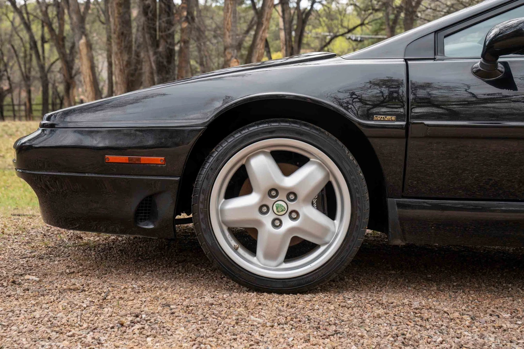 1995 Lotus Esprit Series 4 - Image 13 of 31