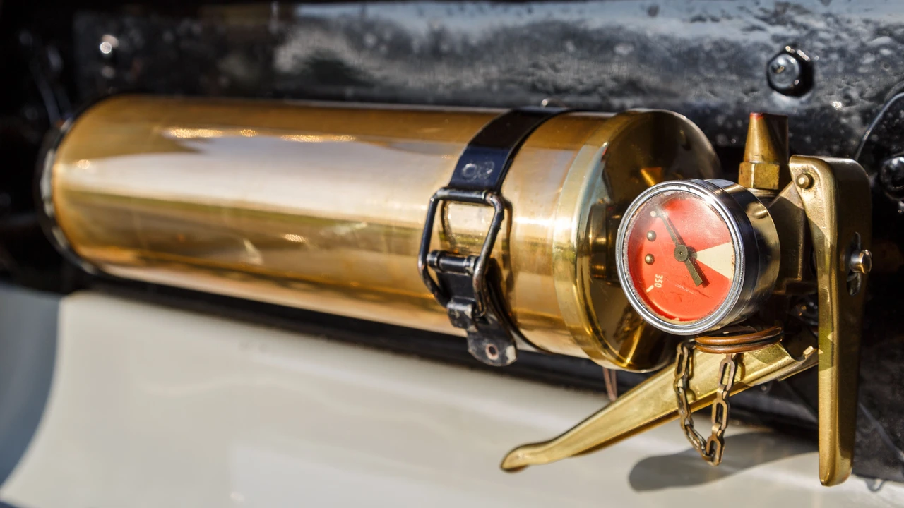 Peerless - Image 10 of 31