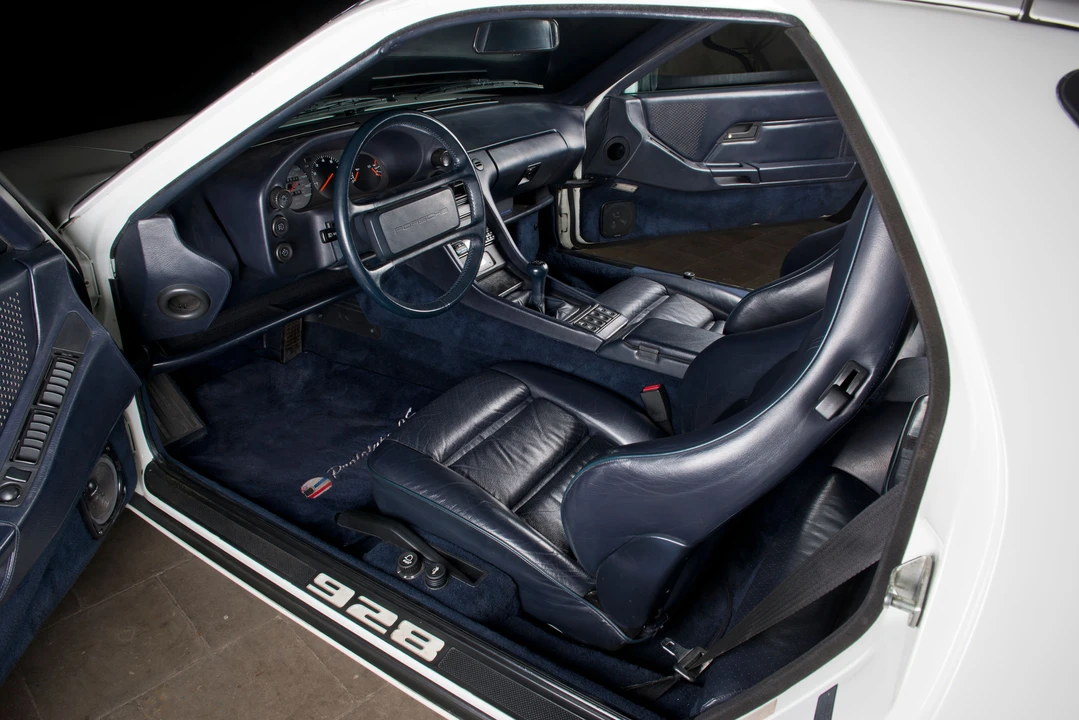 1987 Porsche 928 S4 CS/SE - Image 24 of 31