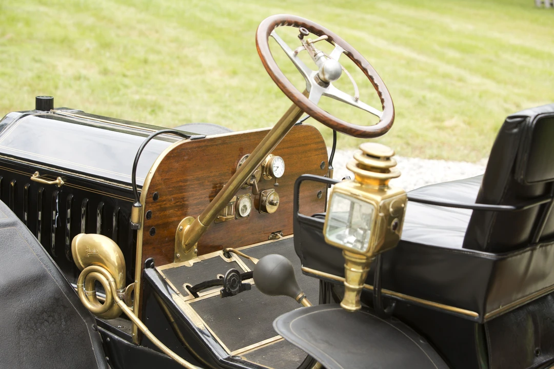 1910 Peerless - Image 3 of 31