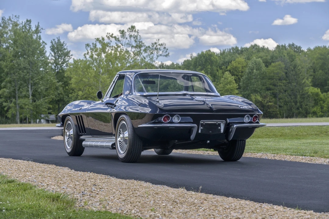 1966 Chevrolet Corvette C2 - Image 10 of 31