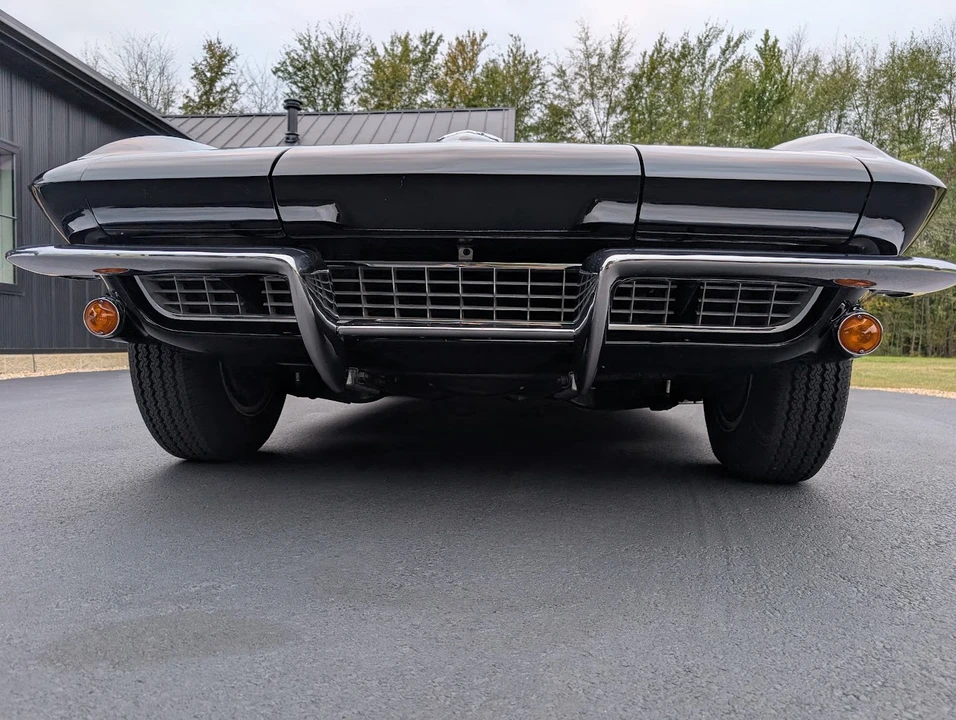 1966 Chevrolet Corvette C2 - Image 11 of 31
