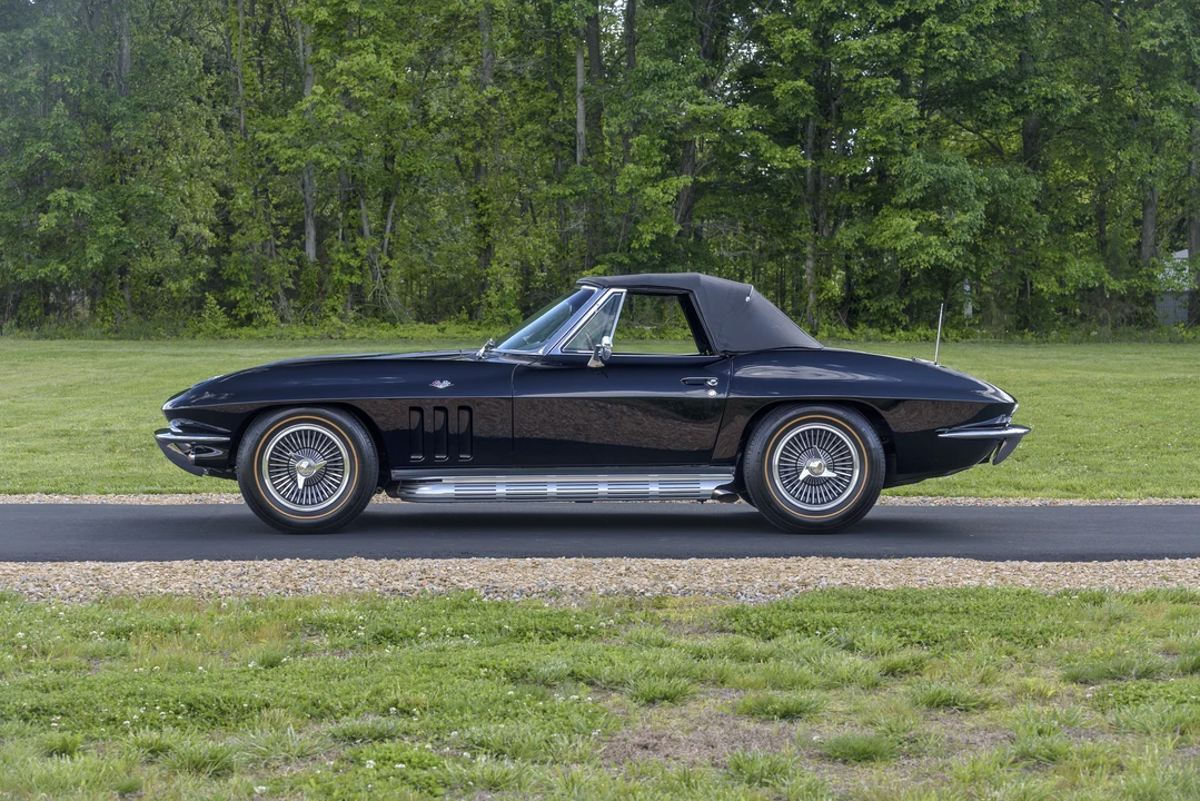 1966 Chevrolet Corvette C2 - Image 12 of 31