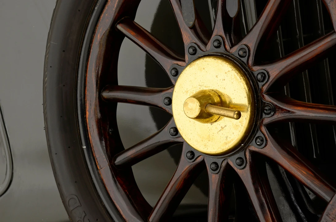 1927 Renault - Image 28 of 31