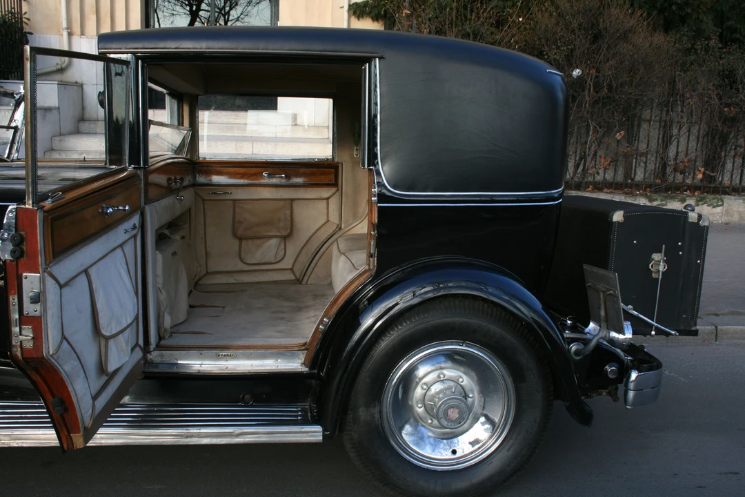 1932 Packard Eight - Image 13 of 31