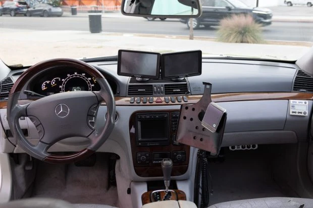 2002 Mercedes-Benz W220 S 55 & S 65 AMG - Image 5 of 6