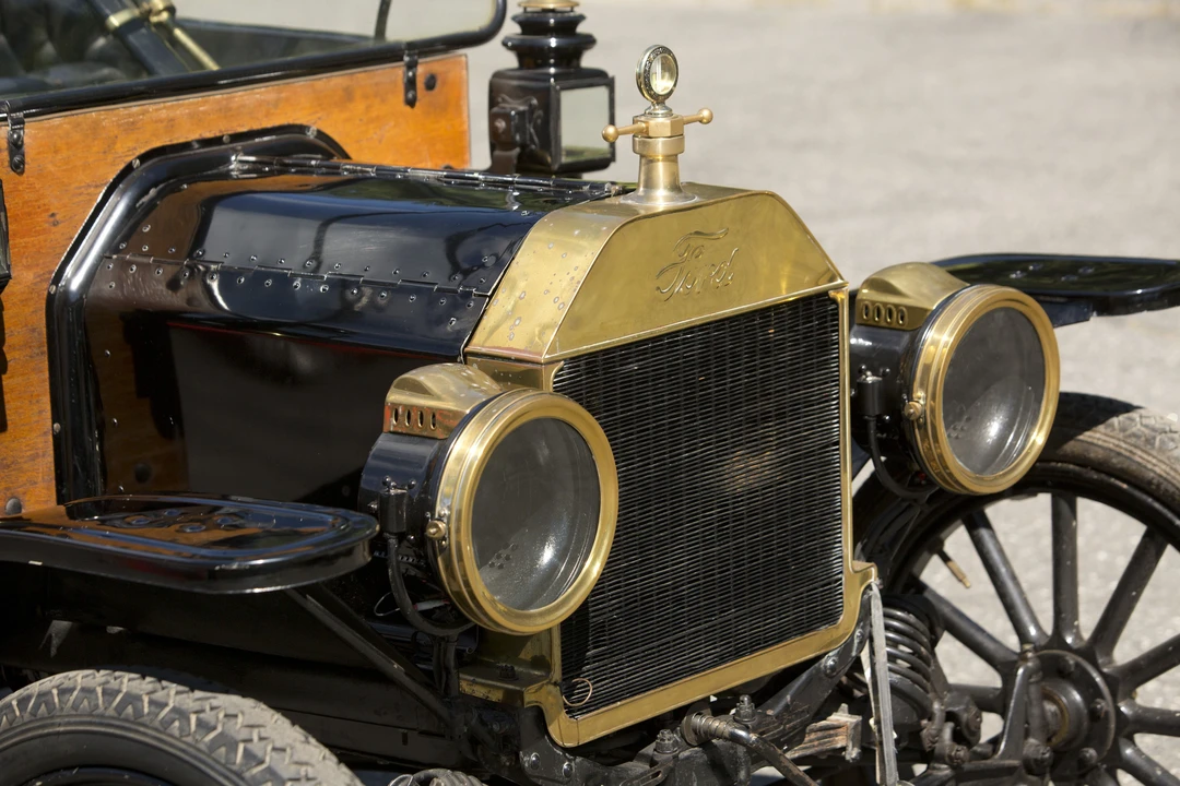 1913 Ford Model T - Image 2 of 16