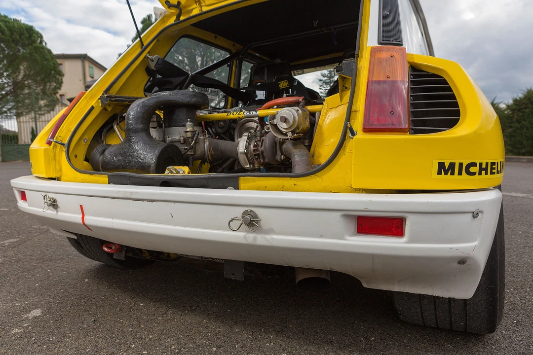 Renault 5 Turbo 2 - Image 23 of 31