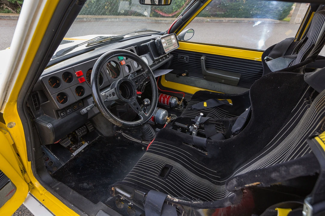 Renault 5 Turbo 2 - Image 14 of 31