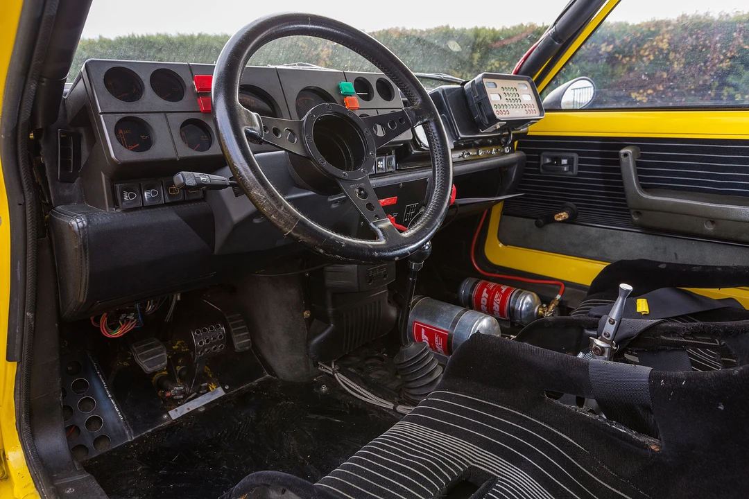Renault 5 Turbo 2 - Image 17 of 31