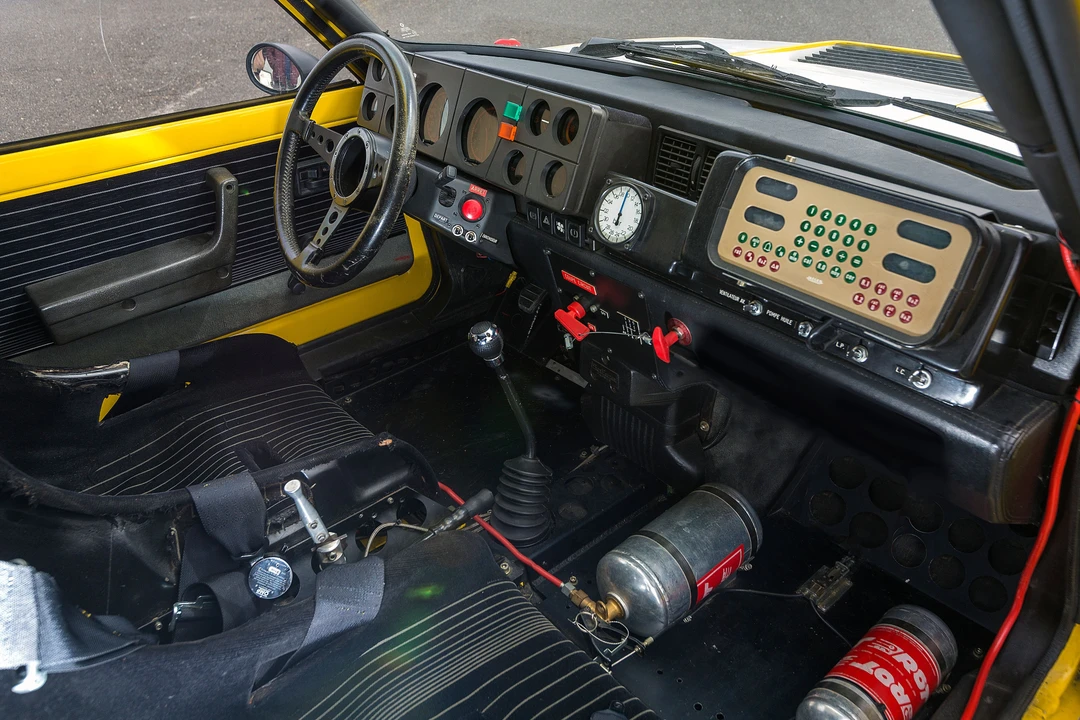 Renault 5 Turbo 2 - Image 15 of 31
