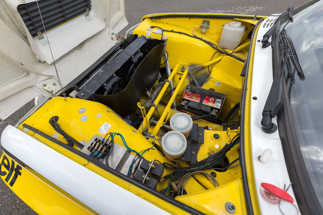 Renault 5 Turbo 2 - Image 31 of 31