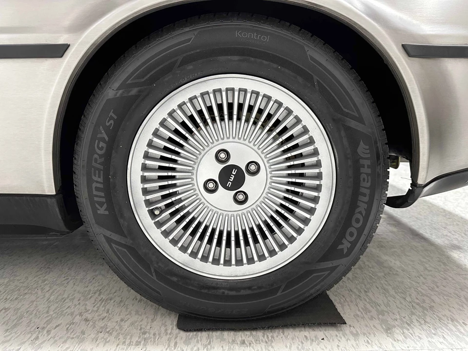 1981 DeLorean DMC-12 - Image 11 of 31