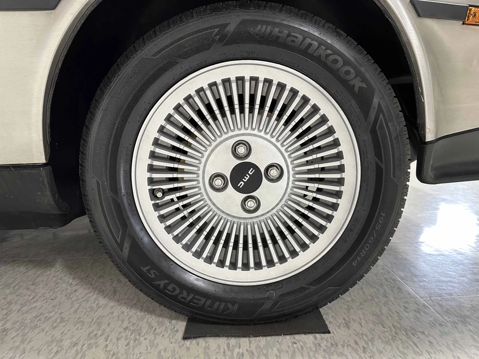 1981 DeLorean DMC-12 - Image 13 of 31