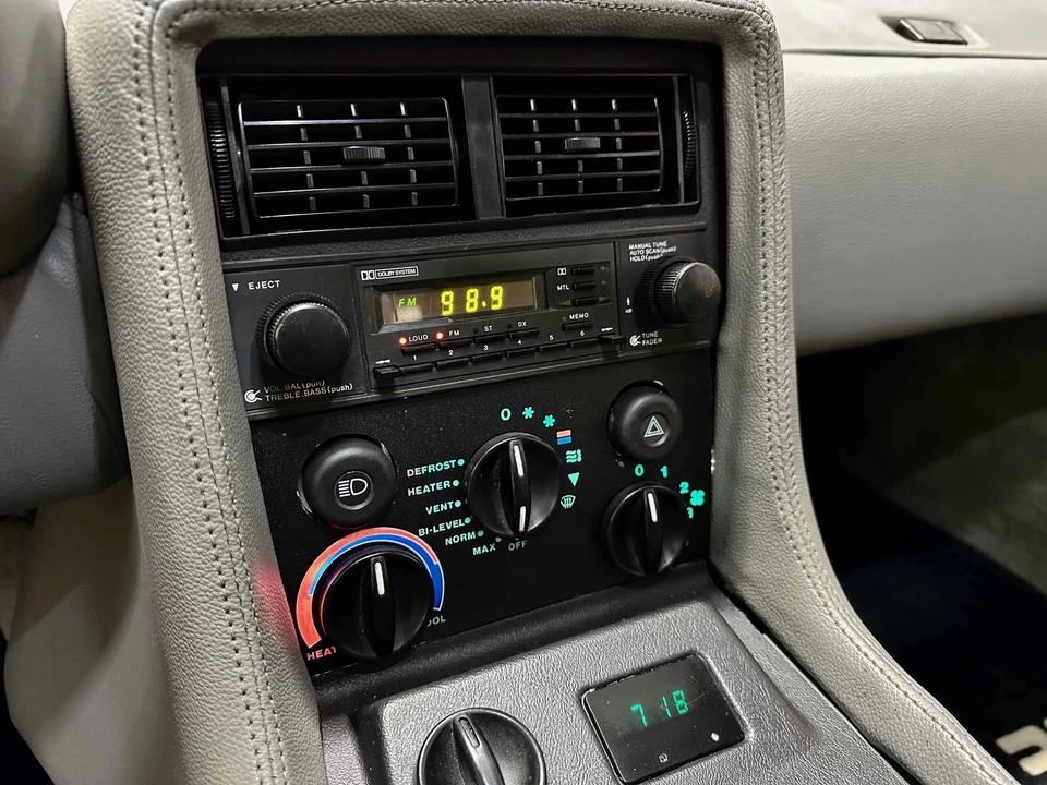 1981 DeLorean DMC-12 - Image 18 of 31