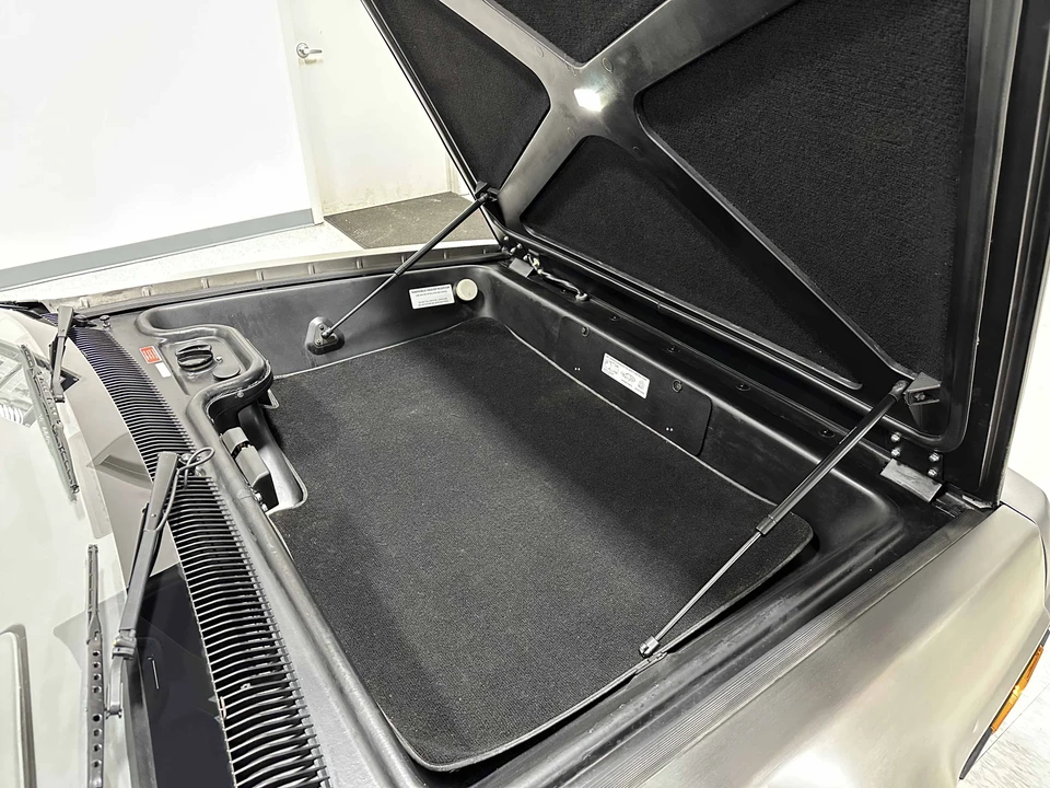 1981 DeLorean DMC-12 - Image 29 of 31