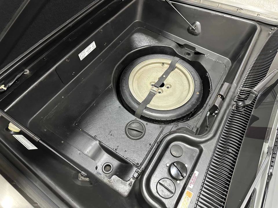 1981 DeLorean DMC-12 - Image 31 of 31