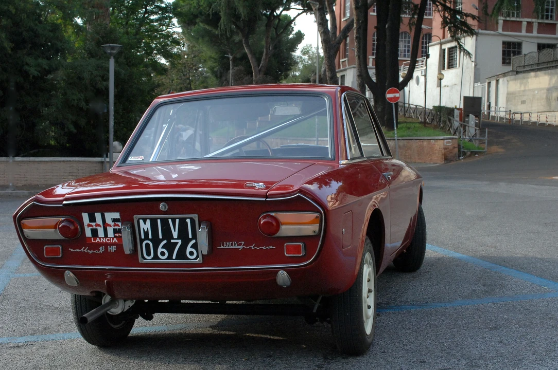 1967 Lancia Fulvia - Image 24 of 31