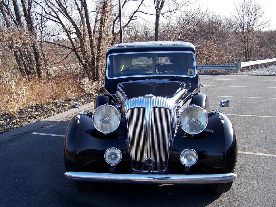 1946 Daimler - Image 7 of 10