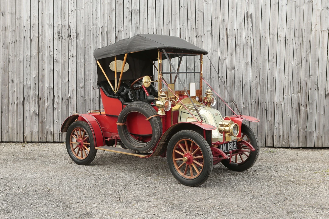 1910 Renault - Image 13 of 27