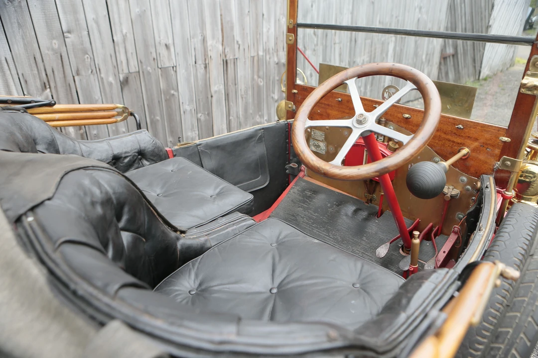 1910 Renault - Image 24 of 27