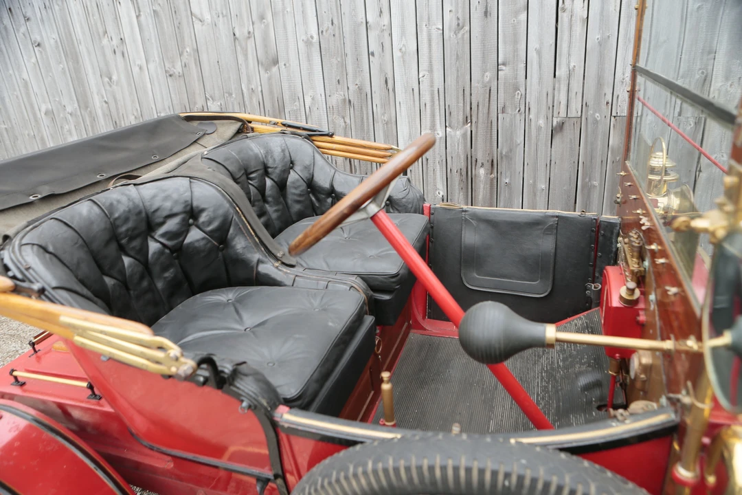 1910 Renault - Image 4 of 27