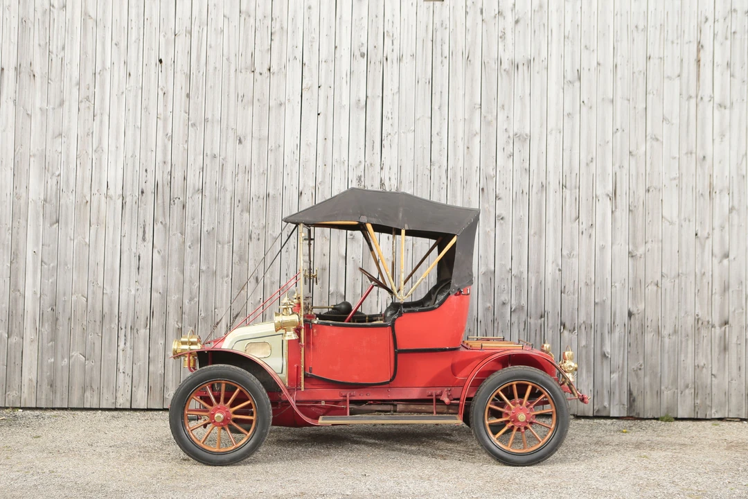 1910 Renault - Image 11 of 27