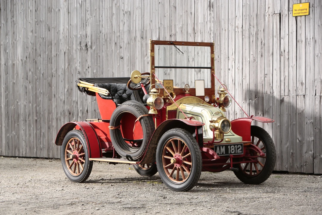 1910 Renault - Image 17 of 27