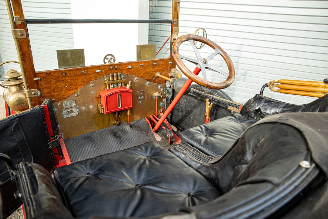 1910 Renault - Image 5 of 29