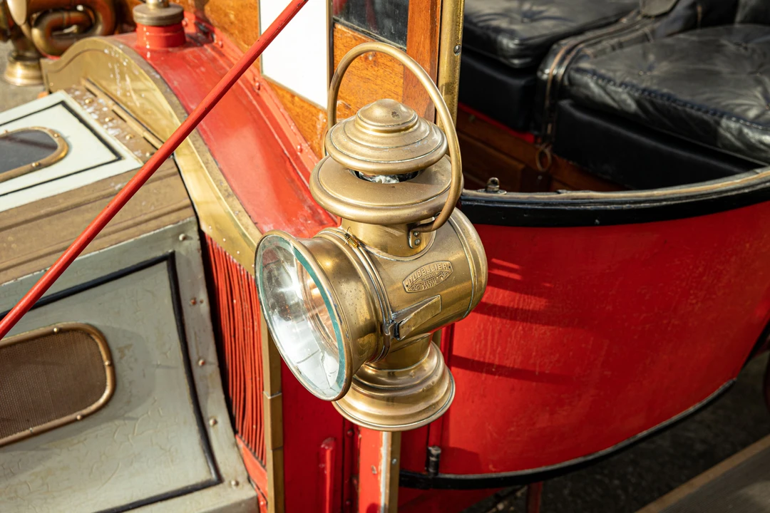 1910 Renault - Image 24 of 29