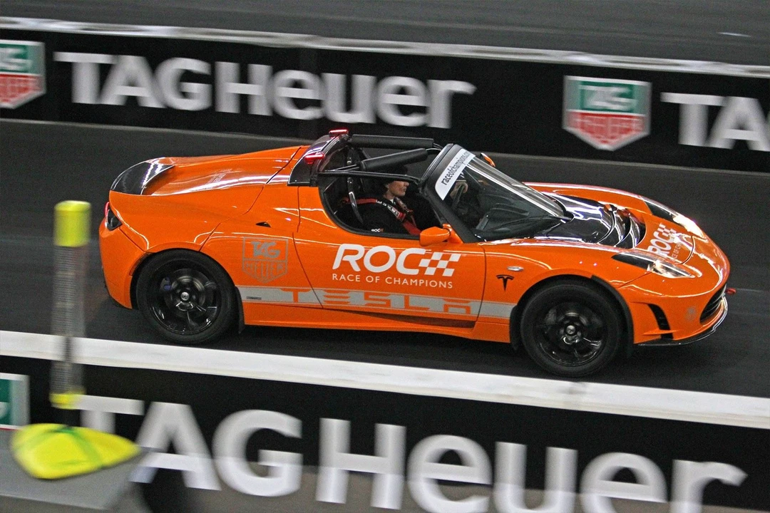 2010 Tesla Roadster - Image 3 of 31