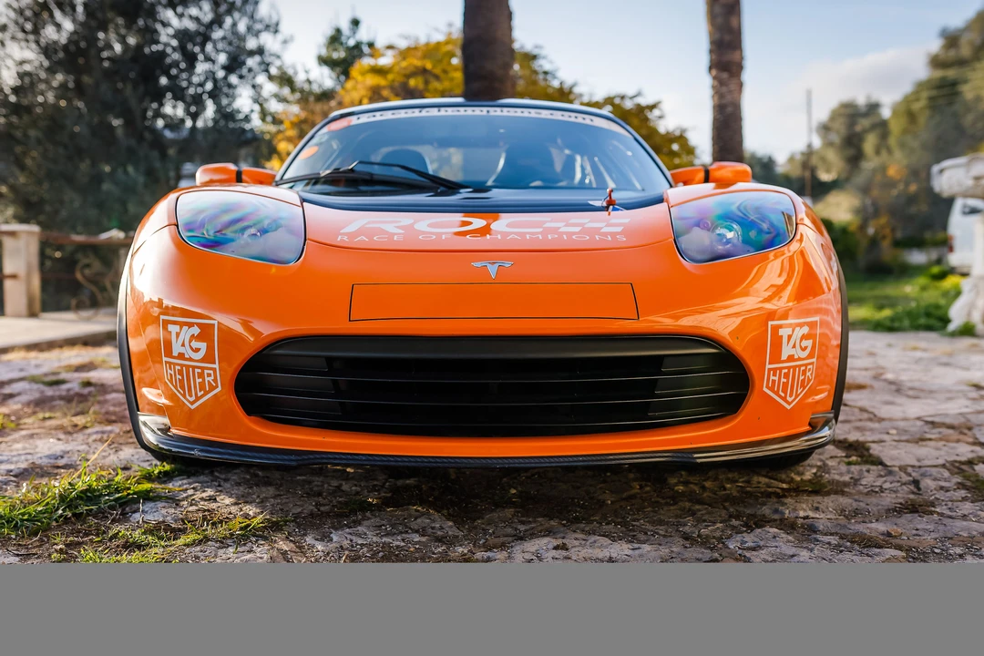 2010 Tesla Roadster - Image 5 of 31