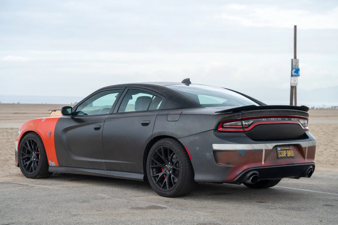 2015 Dodge Charger SRT Hellcat 7th Gen - Image 7 of 31