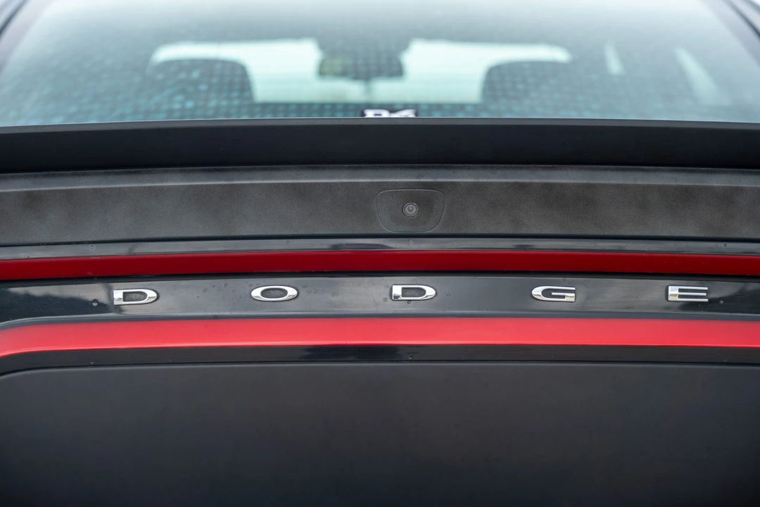 2015 Dodge Charger SRT Hellcat 7th Gen - Image 21 of 31