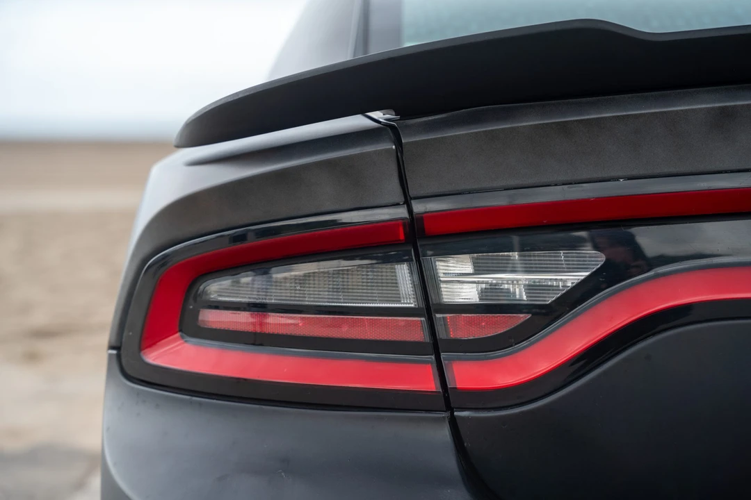 2015 Dodge Charger SRT Hellcat 7th Gen - Image 14 of 31