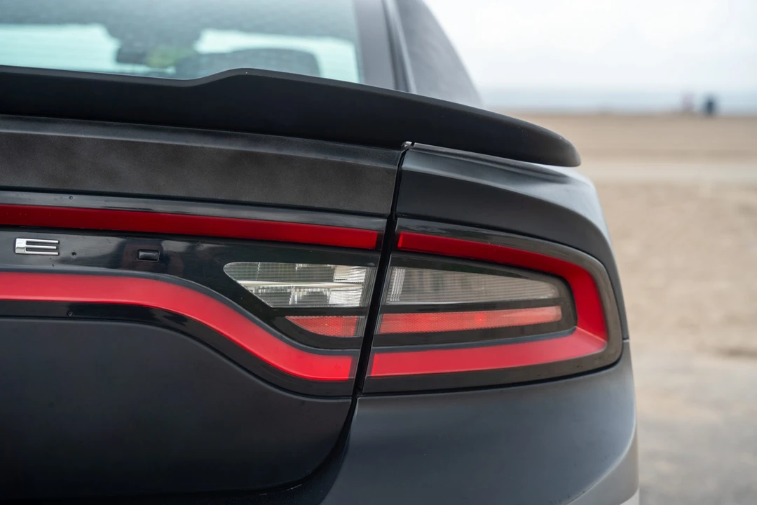 2015 Dodge Charger SRT Hellcat 7th Gen - Image 15 of 31