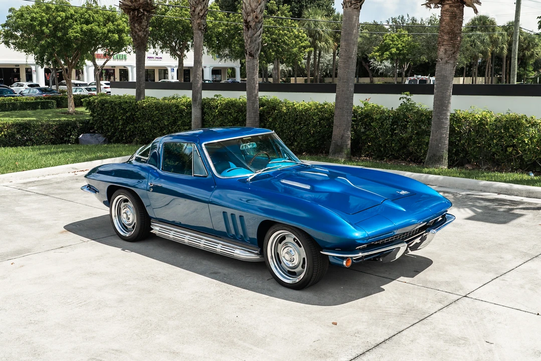 1966 Chevrolet Corvette C2 - Image 11 of 31