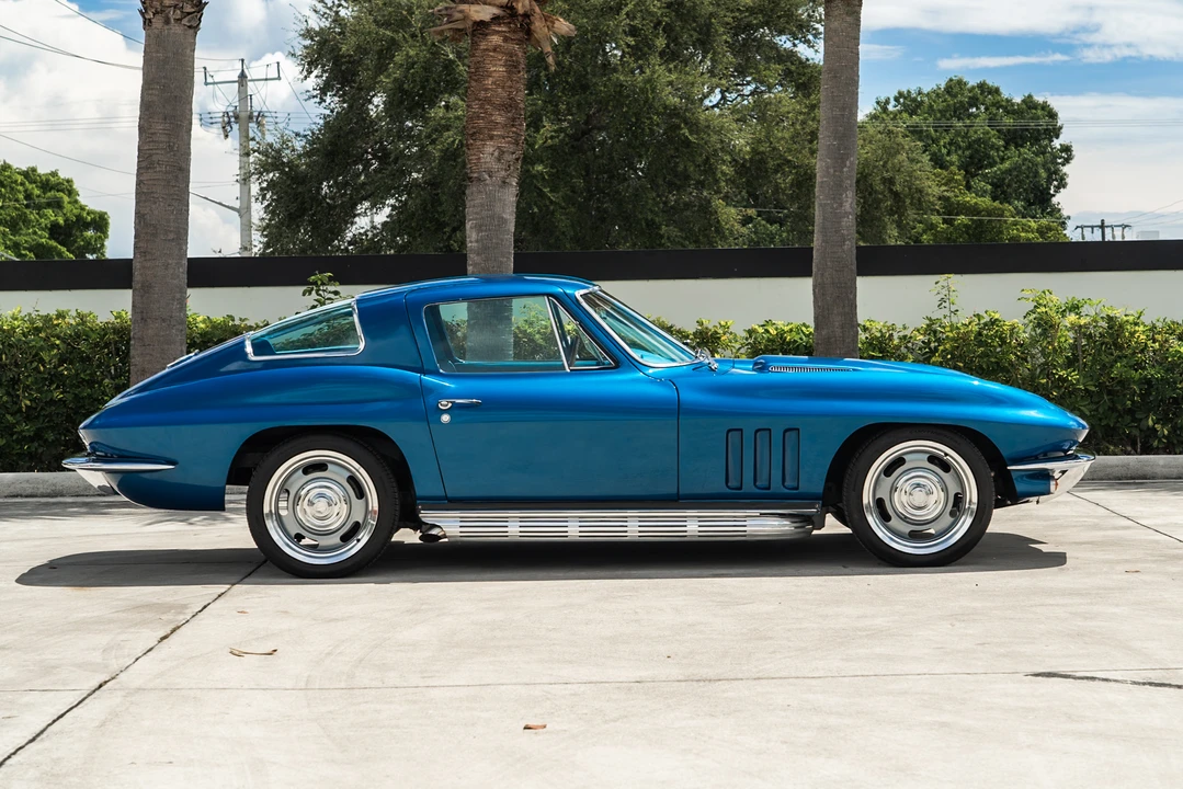 1966 Chevrolet Corvette C2 - Image 9 of 31