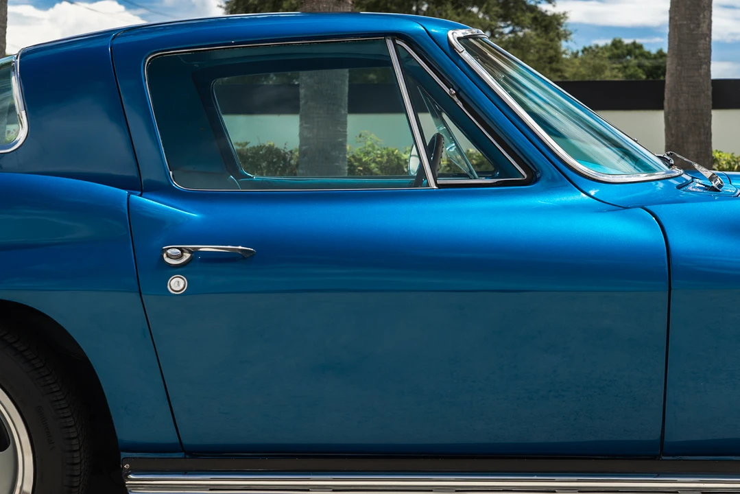 1966 Chevrolet Corvette C2 - Image 17 of 31