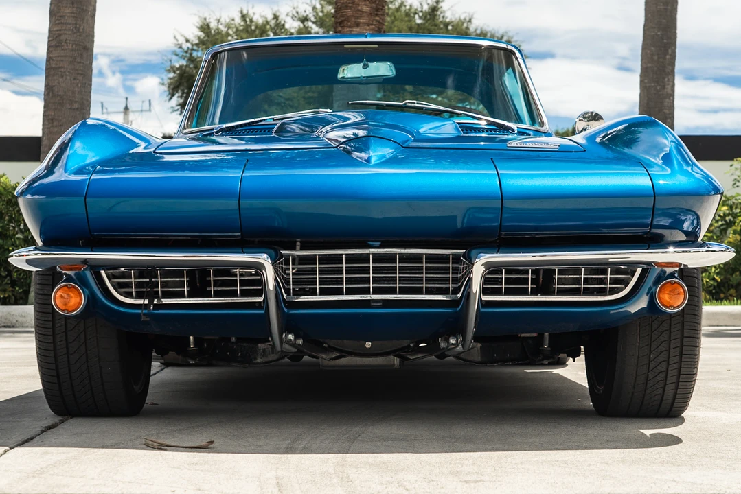 1966 Chevrolet Corvette C2 - Image 13 of 31