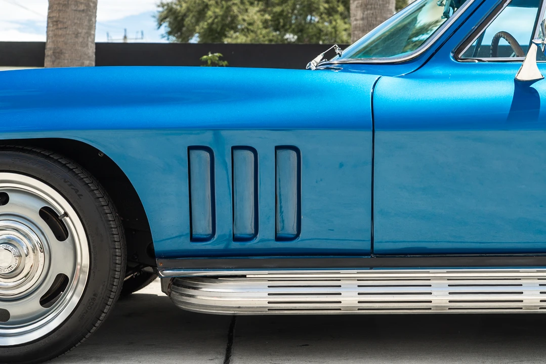 1966 Chevrolet Corvette C2 - Image 24 of 31